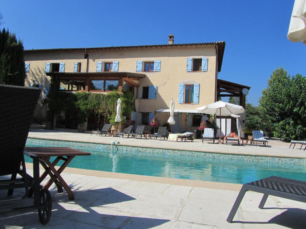 Bed and Breakfast Le Mas Shabanou à Roquefort-les-Pins Extérieur photo