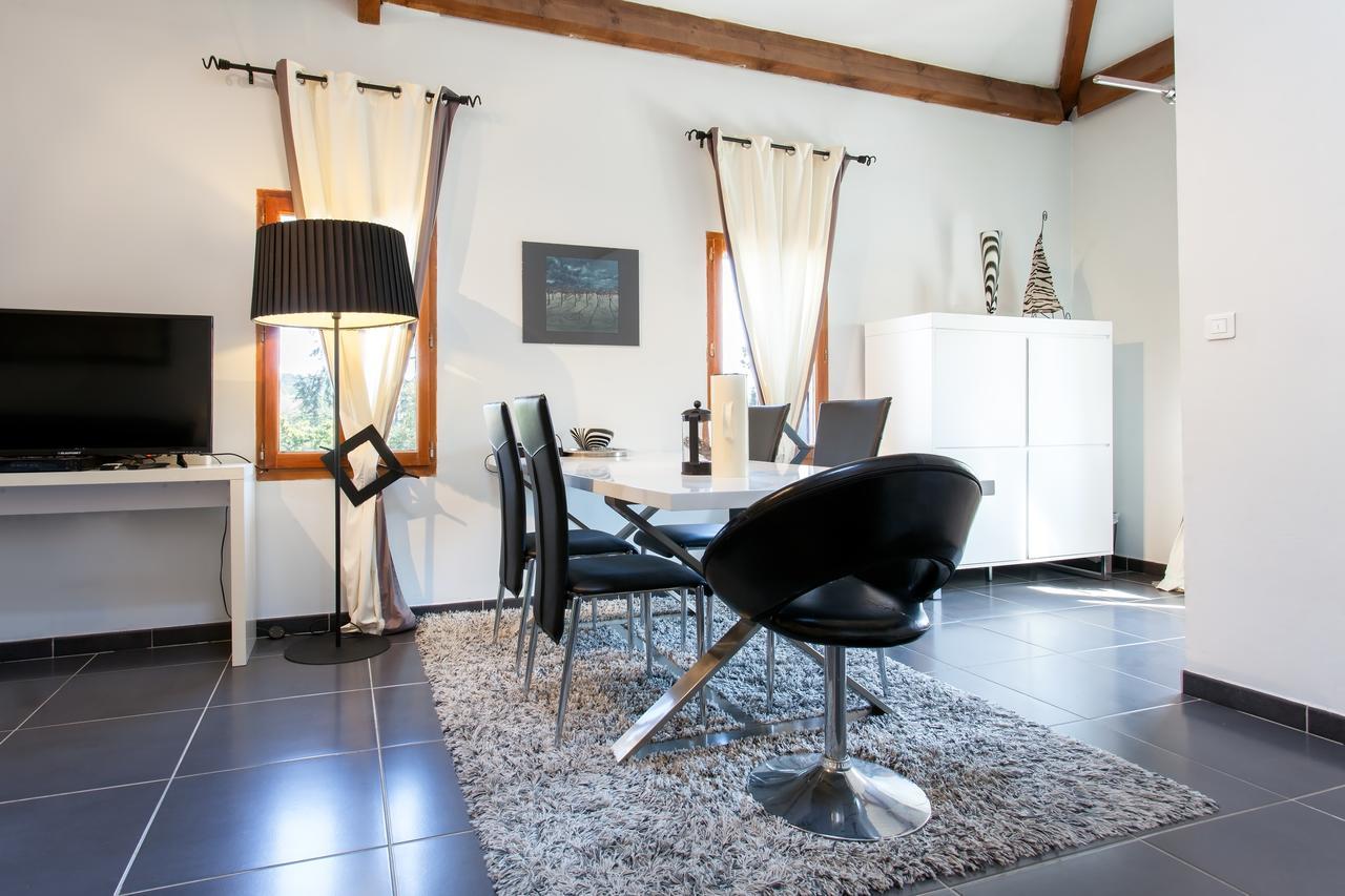 Bed and Breakfast Le Mas Shabanou à Roquefort-les-Pins Extérieur photo