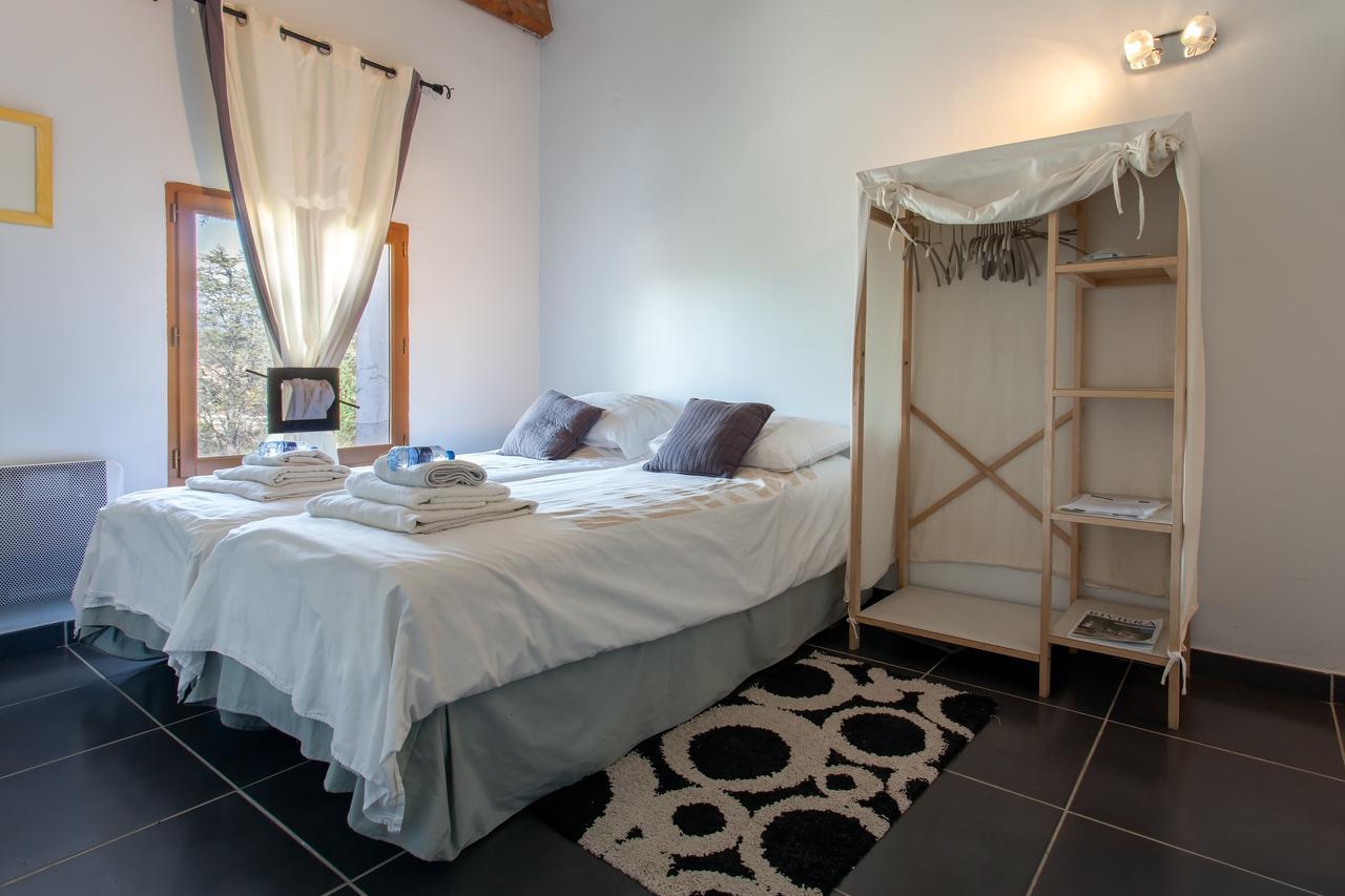 Bed and Breakfast Le Mas Shabanou à Roquefort-les-Pins Extérieur photo