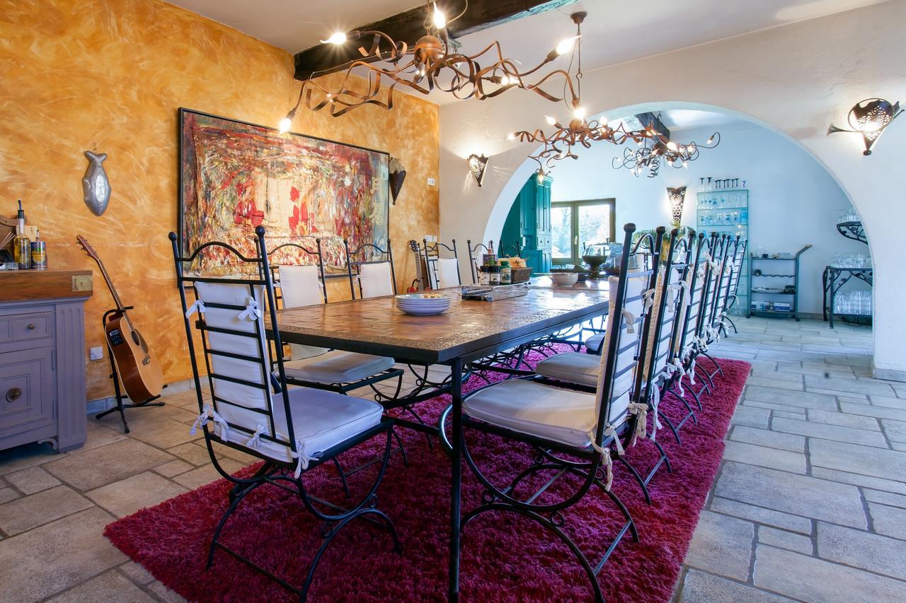 Bed and Breakfast Le Mas Shabanou à Roquefort-les-Pins Extérieur photo